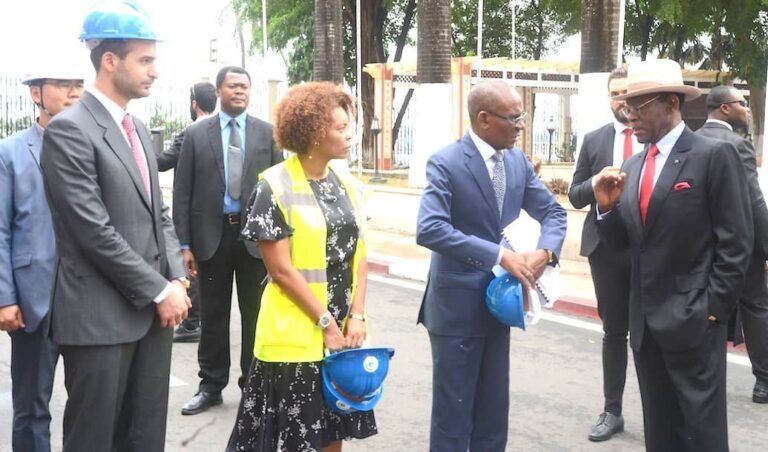 El-Presidente-visita-la-catedral-2